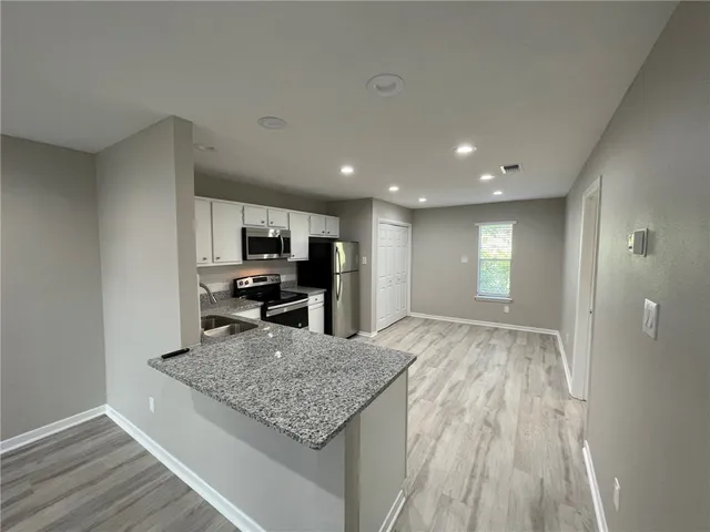 $1,500 | 310 Manuel Drive, Unit A, College Station, TX 77840