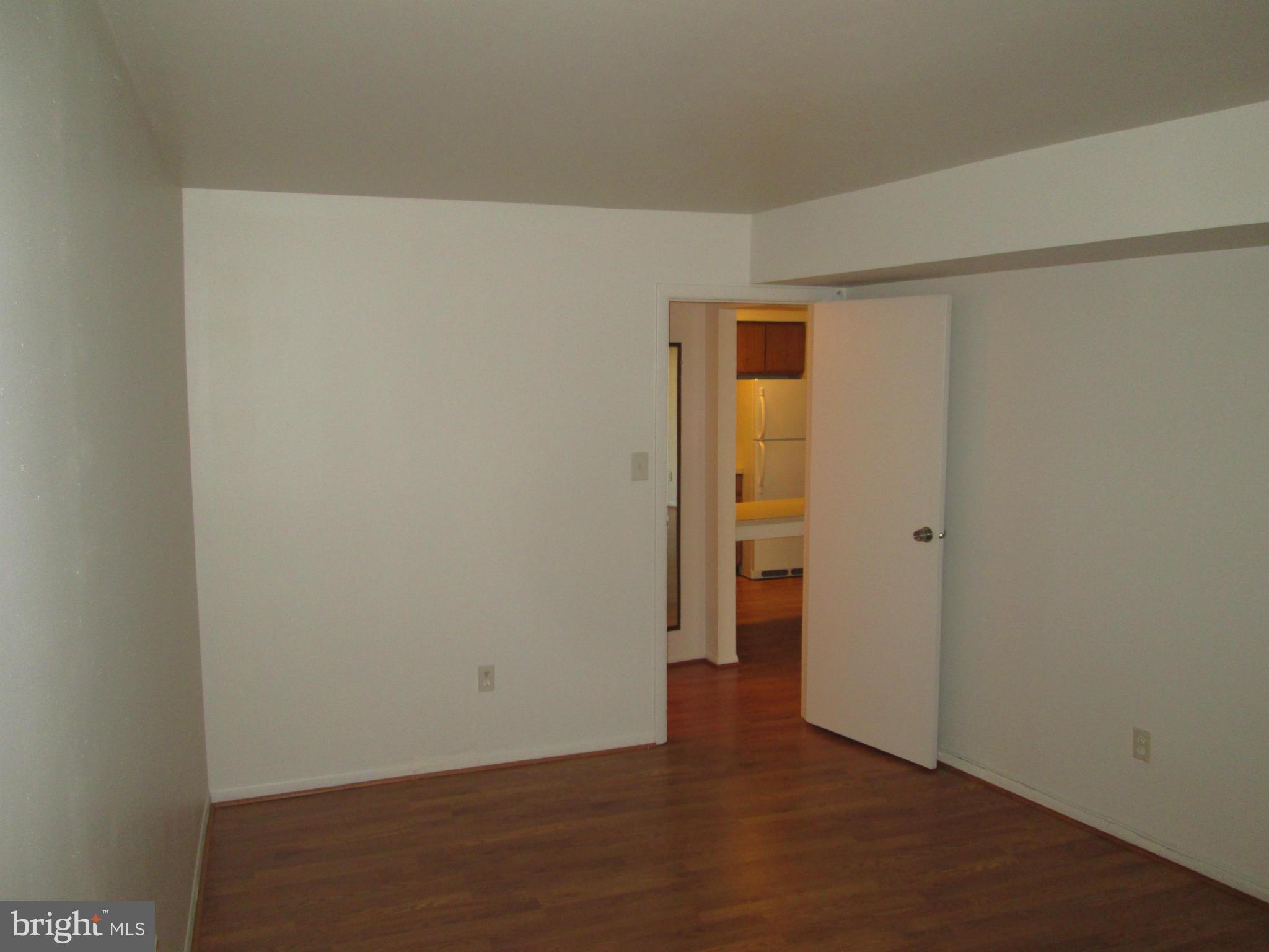 5808 Royal Ridge Drive, Unit R Springfield, VA 22152 - Photo 12 of 29 Bedroom