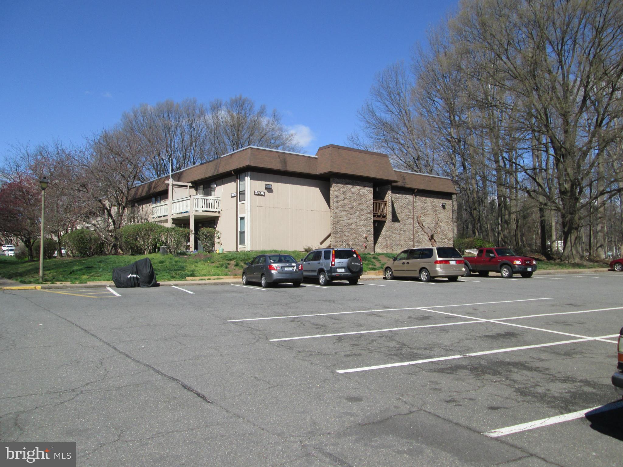 5808 Royal Ridge Drive, Unit R Springfield, VA 22152 - Photo 19 of 29 Plenty of Parking