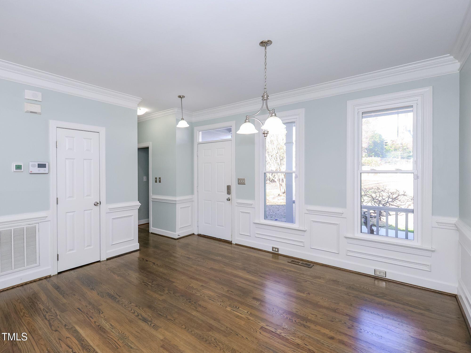 2604 Dahlgreen Road Raleigh, NC 27615 - Photo 7 of 40 d9