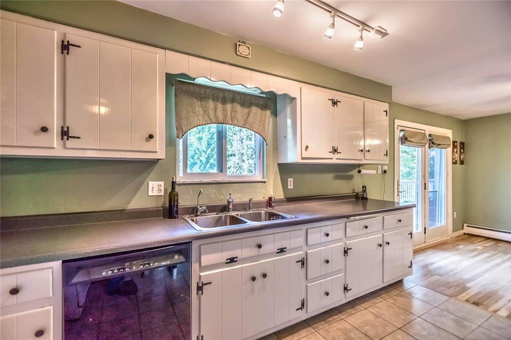 142 Overbrook Road Valencia, PA 16059 - Photo 5 of 21 Gallery Image 5
