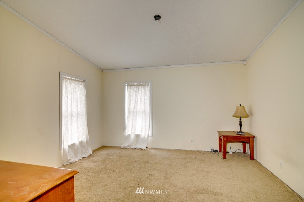 24615 Florence Acres Road Monroe, WA 98272 - Photo 5 of 12