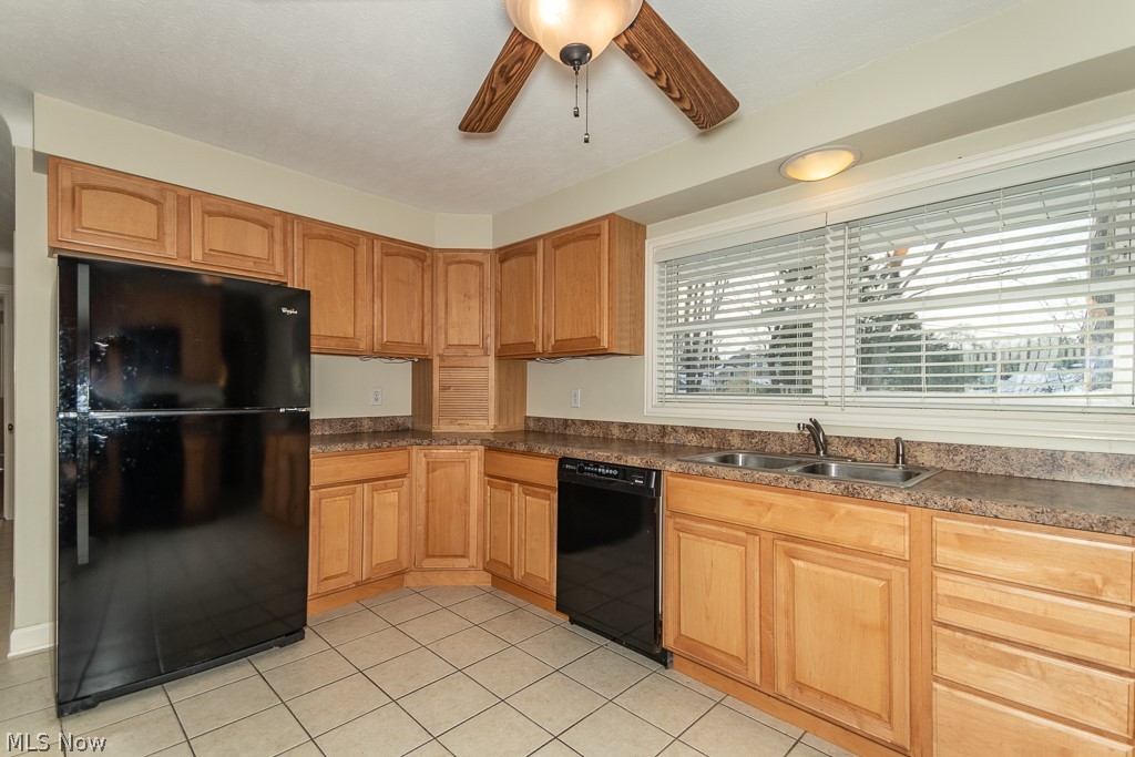8124 Stockbridge Road Mentor, OH 44060 - Photo 12 of 35 Gallery Image 12