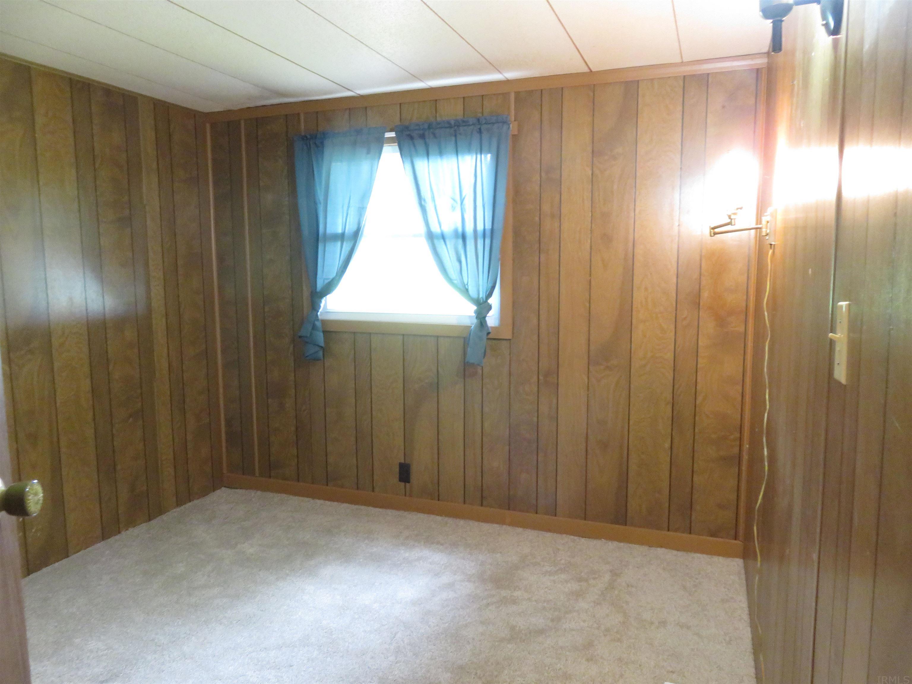 16325 Massey Road Hagerstown, IN 47346 - Photo 20 of 36 Gallery Image 20