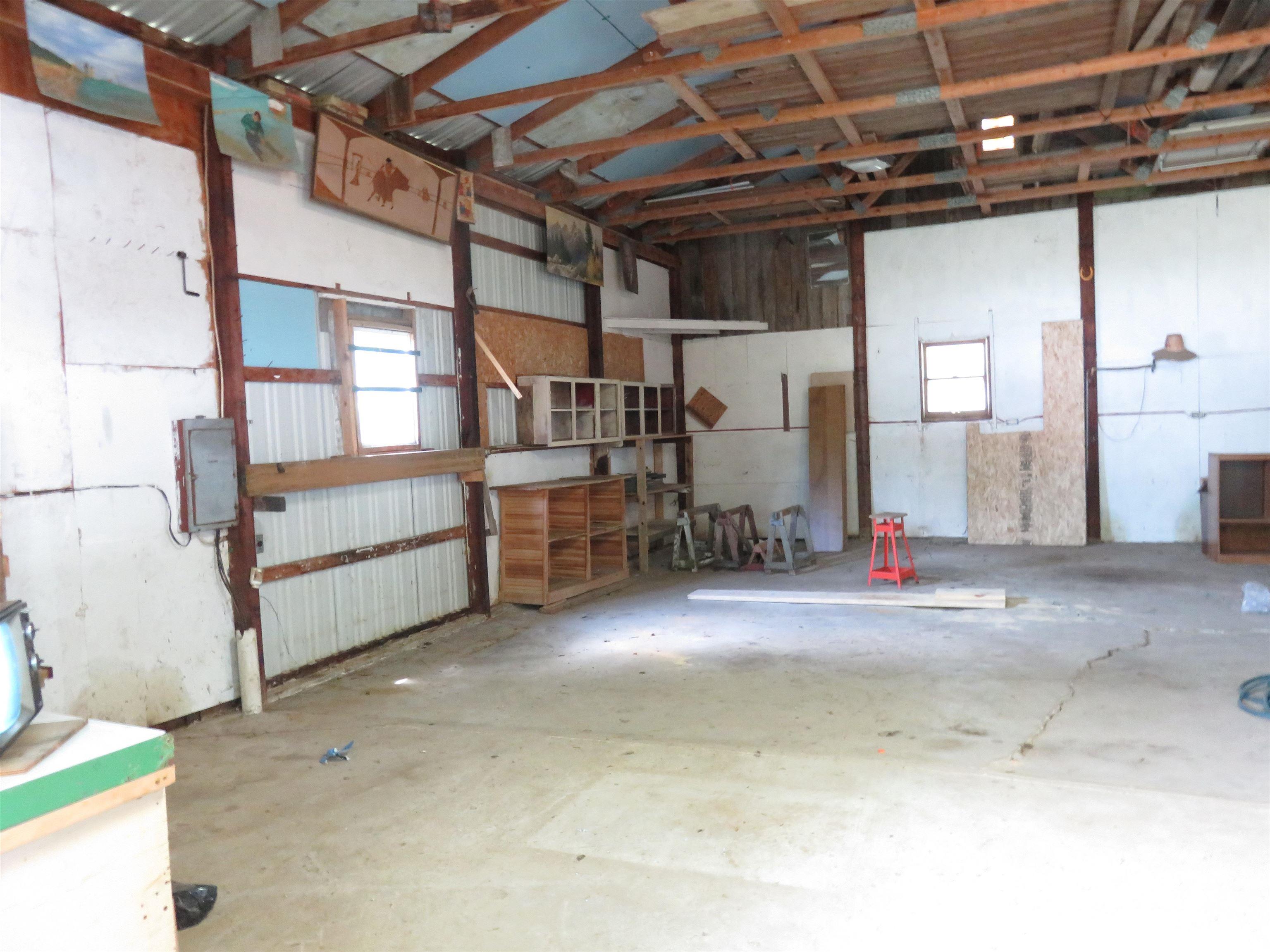16325 Massey Road Hagerstown, IN 47346 - Photo 33 of 36 Gallery Image 33