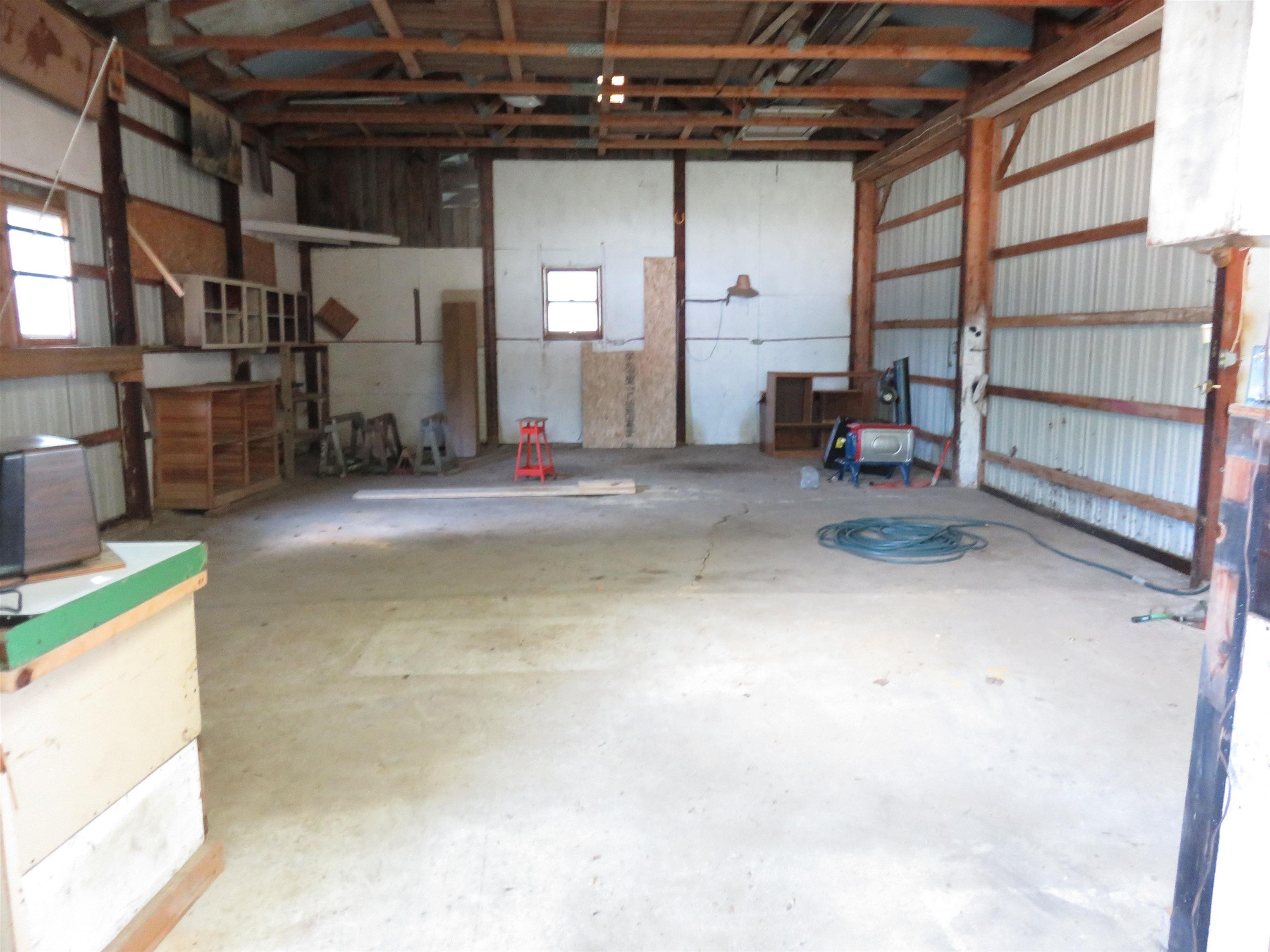 16325 Massey Road Hagerstown, IN 47346 - Photo 6 of 36 Gallery Image 6
