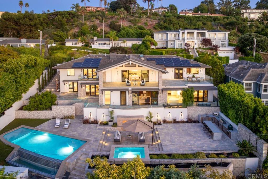 1126 Muirlands Vista Way La Jolla, CA 92037 - Photo 17 of 75