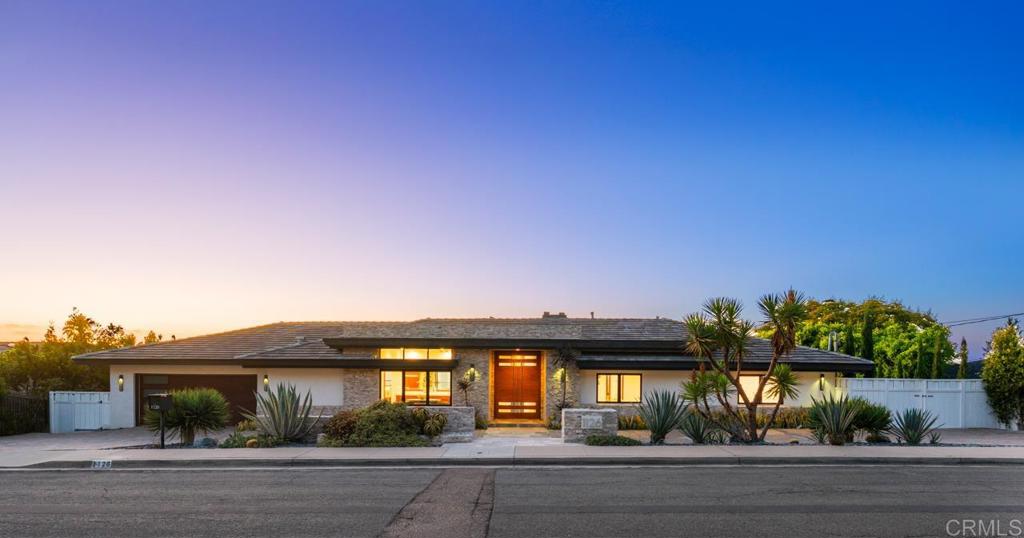 1126 Muirlands Vista Way La Jolla, CA 92037 - Photo 18 of 75