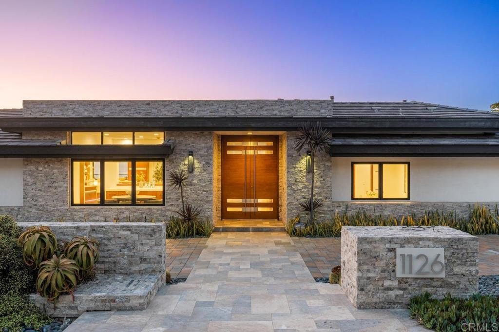 1126 Muirlands Vista Way La Jolla, CA 92037 - Photo 19 of 75