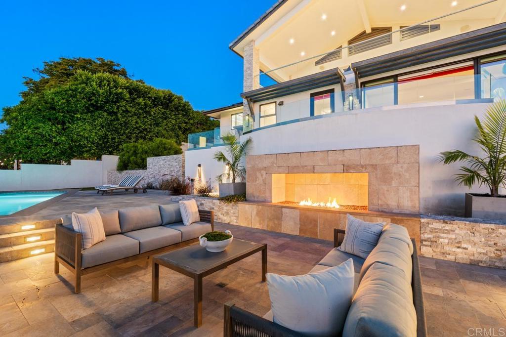 1126 Muirlands Vista Way La Jolla, CA 92037 - Photo 25 of 75