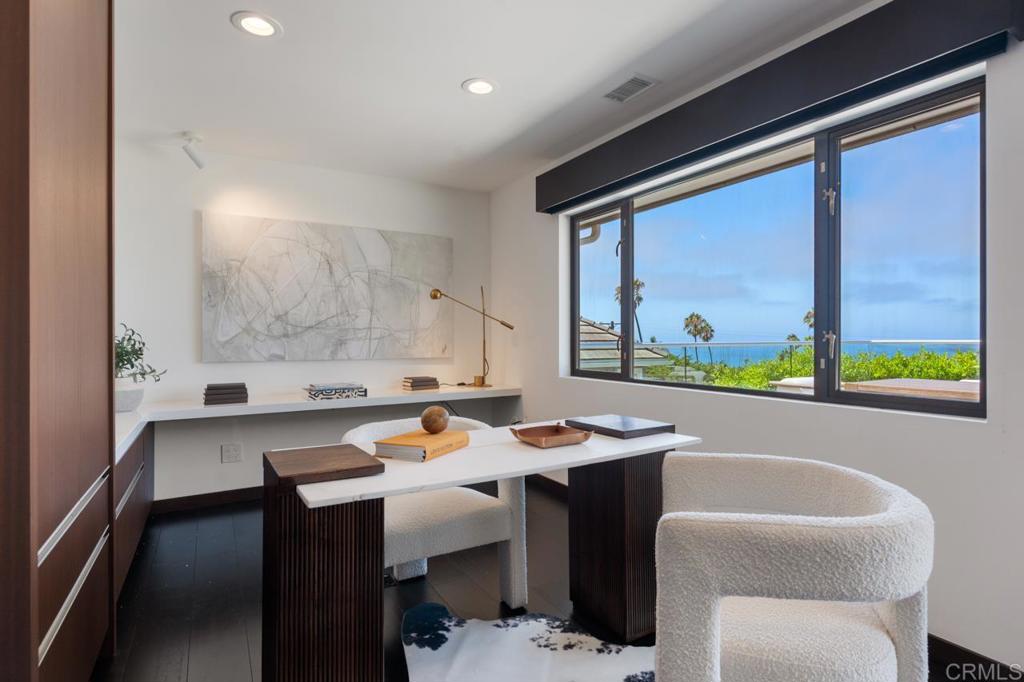 1126 Muirlands Vista Way La Jolla, CA 92037 - Photo 39 of 75