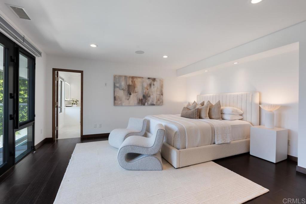 1126 Muirlands Vista Way La Jolla, CA 92037 - Photo 41 of 75