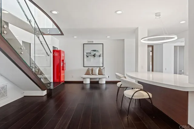 $8,488,000 | 1126 Muirlands Vista Way, La Jolla, CA 92037