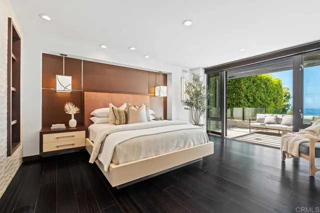 $8,488,000 | 1126 Muirlands Vista Way, La Jolla, CA 92037