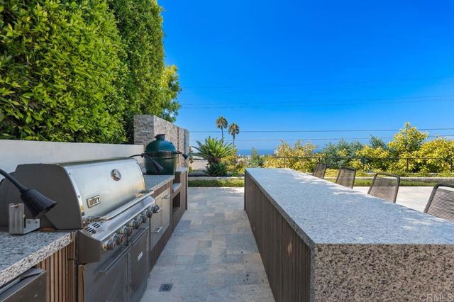 $8,488,000 | 1126 Muirlands Vista Way, La Jolla, CA 92037
