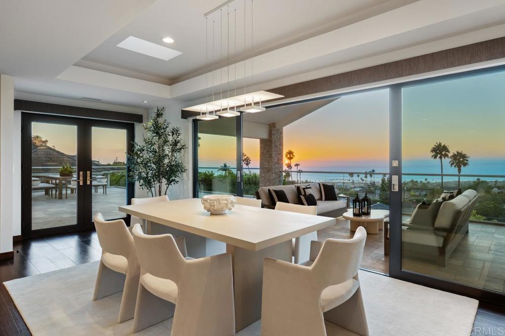 1126 Muirlands Vista Way La Jolla, CA 92037 - Photo 9 of 75