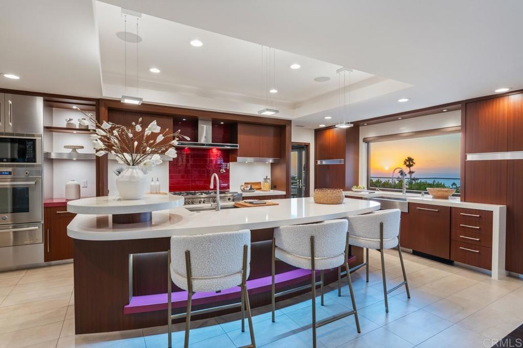 1126 Muirlands Vista Way La Jolla, CA 92037 - Photo 10 of 75