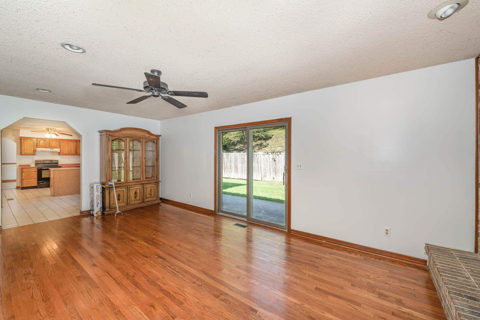 7047 Stonehouse Road Melbourne, KY 41059 - Photo 10 of 31 Gallery Image 10
