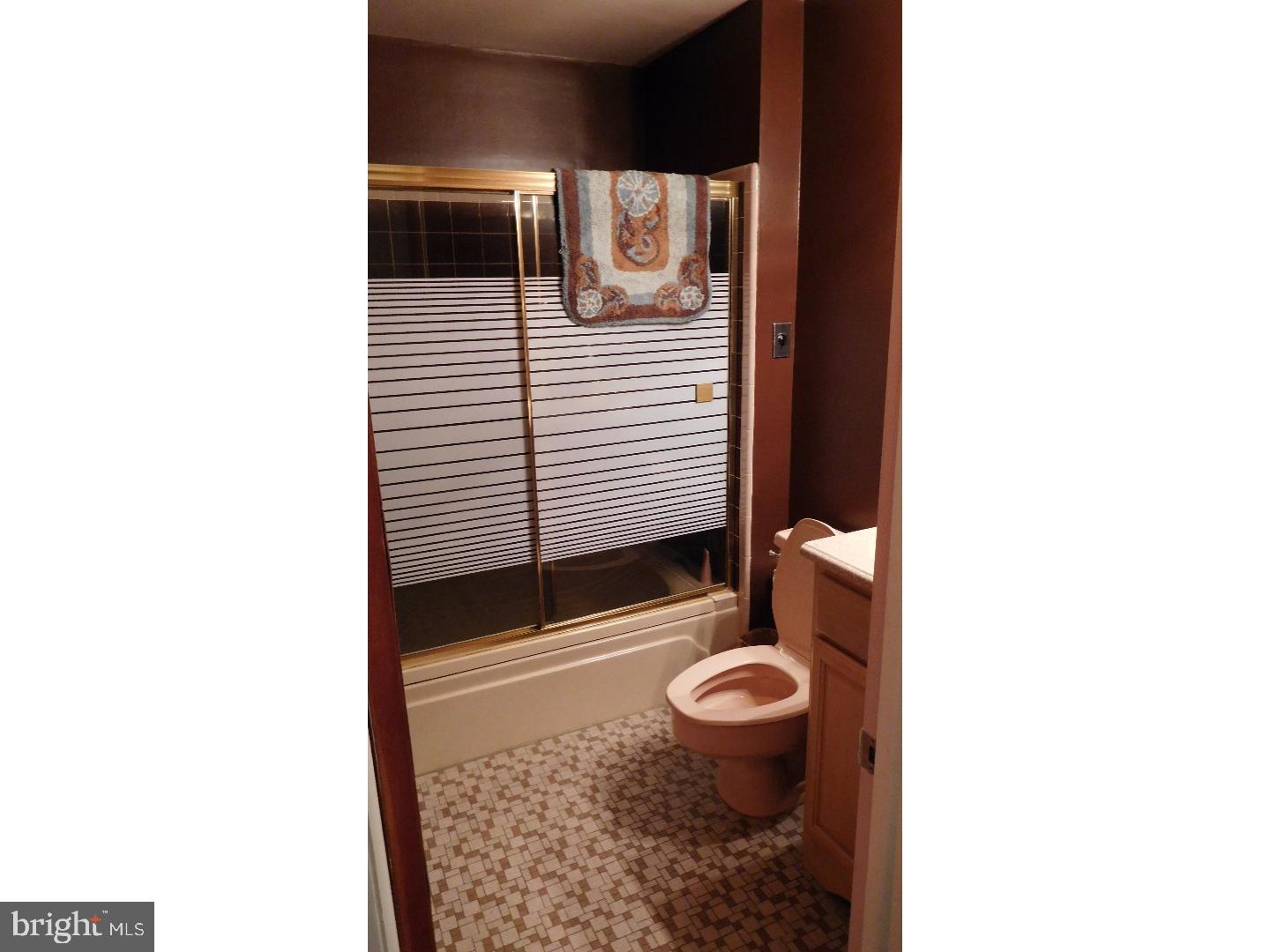 340 Meetinghouse Lane Media, PA 19063 - Photo 21 of 25 Half Bath