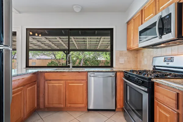 $2,750 | 405 Fort Drum Drive, Austin, TX 78745