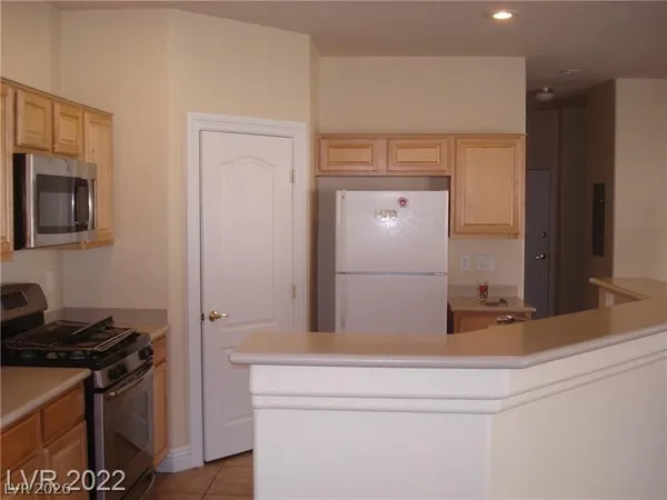 $1,795 | 2064 Scanlon Ferry Court, Unit 103, Las Vegas, NV 89156
