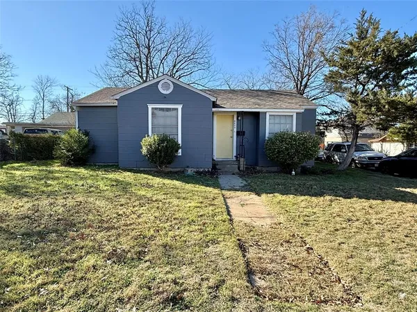 $270,000 | 2600 Frazier Avenue, Fort Worth, TX 76110