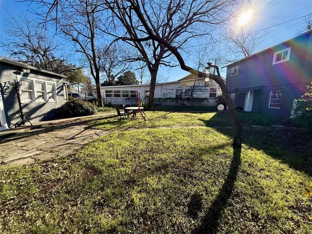 $299,000 | 2600 Frazier Avenue, Fort Worth, TX 76110