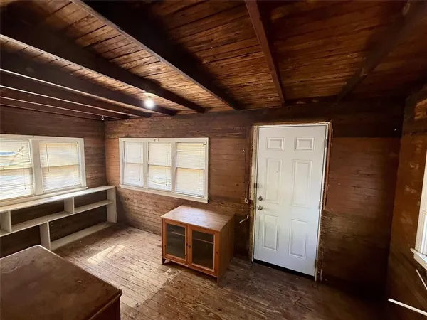 $270,000 | 2600 Frazier Avenue, Fort Worth, TX 76110