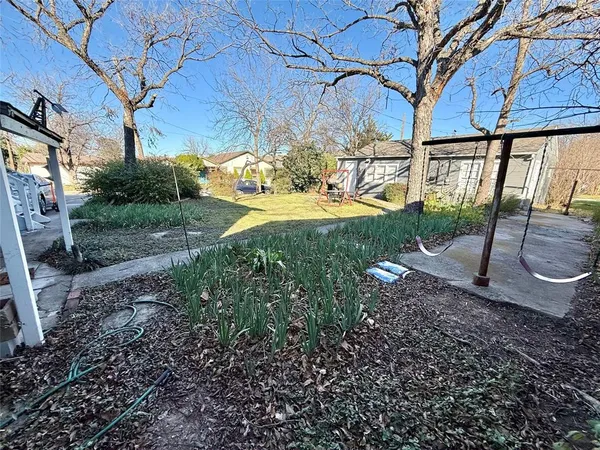 $270,000 | 2600 Frazier Avenue, Fort Worth, TX 76110