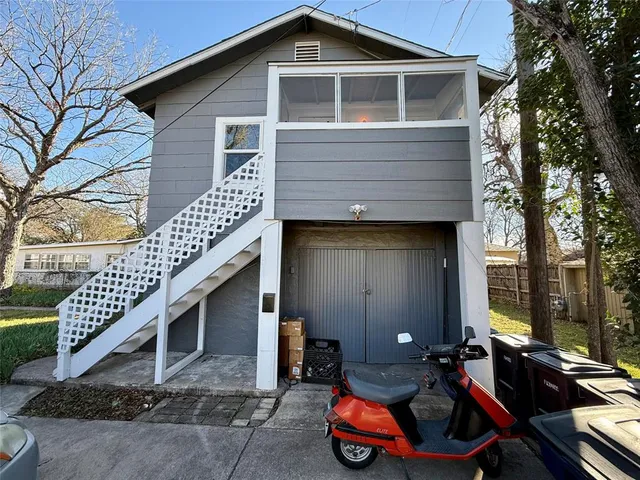 $299,000 | 2600 Frazier Avenue, Fort Worth, TX 76110