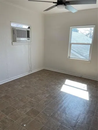 $270,000 | 2600 Frazier Avenue, Fort Worth, TX 76110