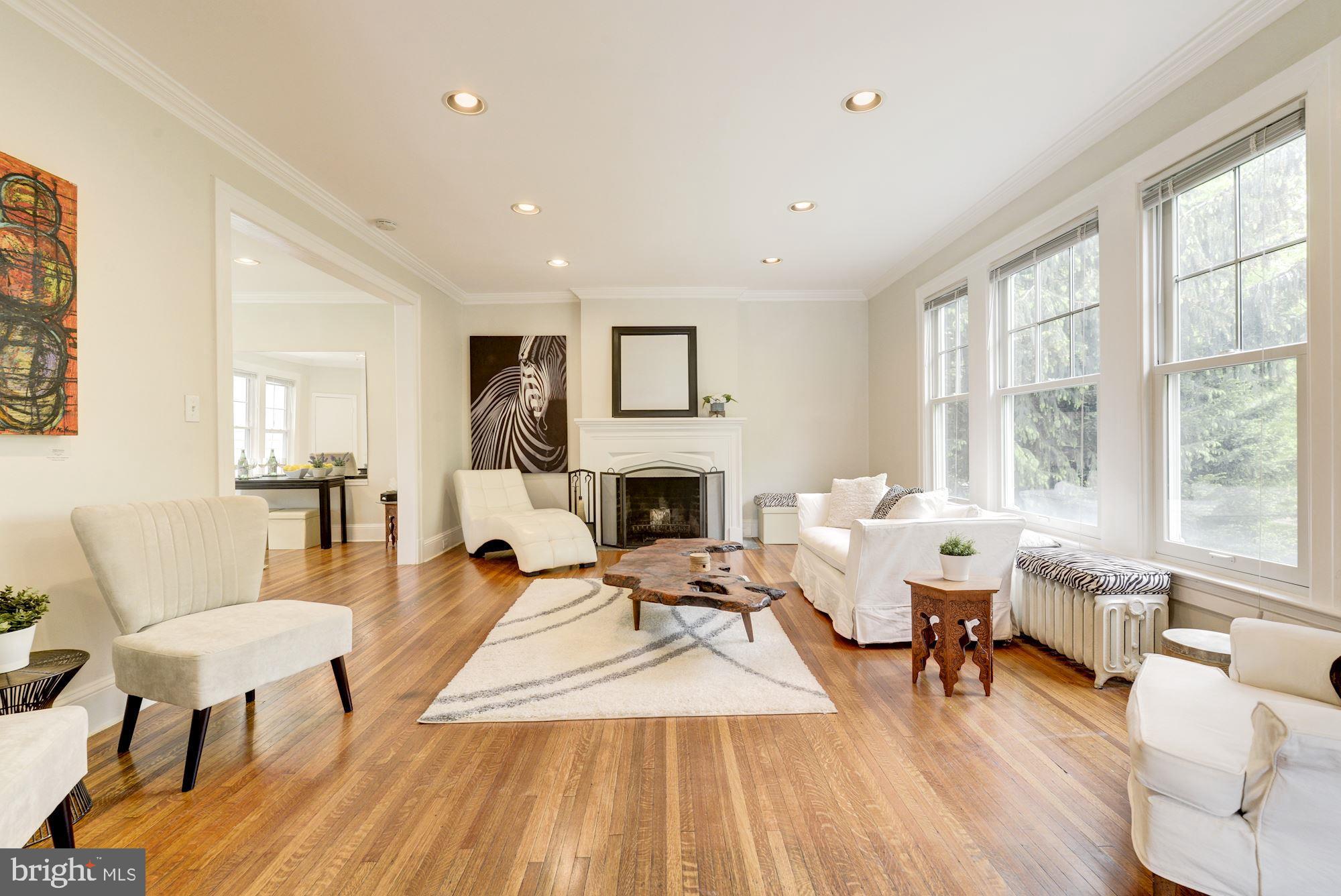 3810 Military Road Northwest Washington, DC 20015 - Photo 13 of 46 Generous Living Room