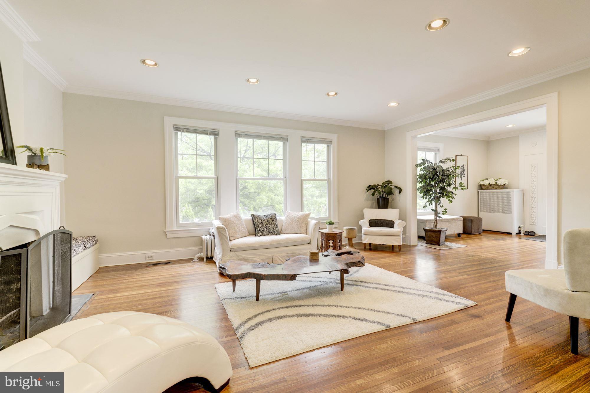 3810 Military Road Northwest Washington, DC 20015 - Photo 14 of 46 View Back to Foyer