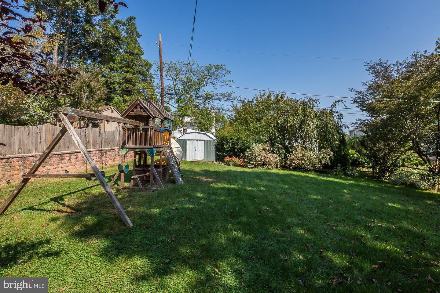531 Weymouth Road Springfield, PA 19064 - Photo 19 of 22 Large Backyard