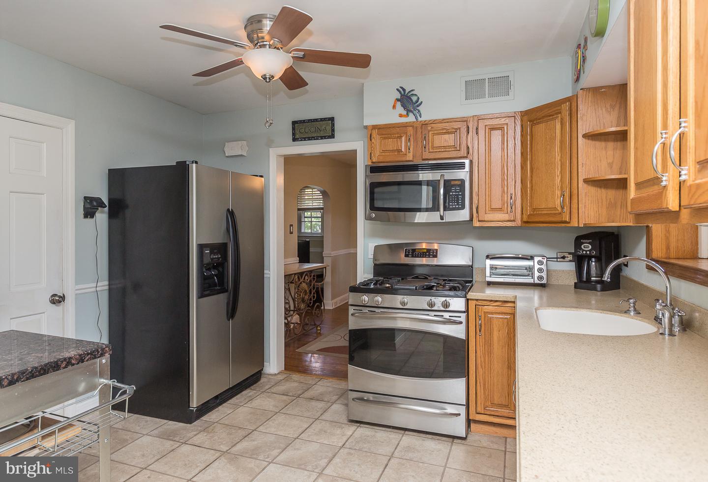 531 Weymouth Road Springfield, PA 19064 - Photo 6 of 22 Kitchen