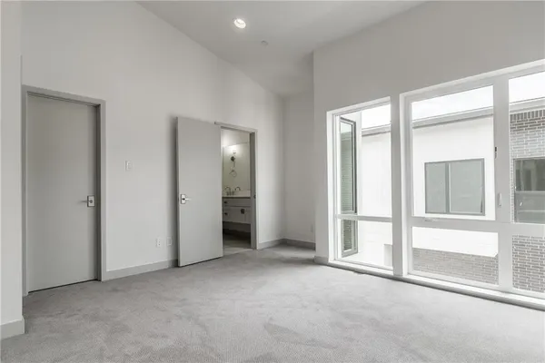 $3,500 | 2290 North Fitzhugh Avenue, Unit 20, Dallas, TX 75204