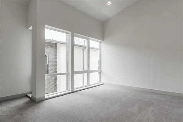 $3,500 | 2290 North Fitzhugh Avenue, Unit 20, Dallas, TX 75204