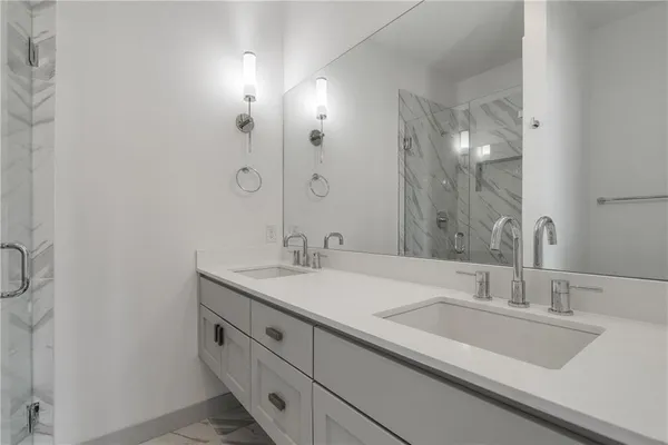 $3,500 | 2290 North Fitzhugh Avenue, Unit 20, Dallas, TX 75204