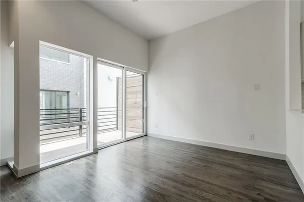 $3,500 | 2290 North Fitzhugh Avenue, Unit 20, Dallas, TX 75204