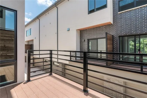 $3,500 | 2290 North Fitzhugh Avenue, Unit 20, Dallas, TX 75204