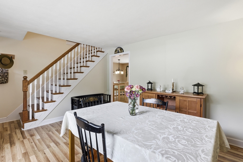 2 Alan Road Hudson, MA 01749 - Photo 5 of 42