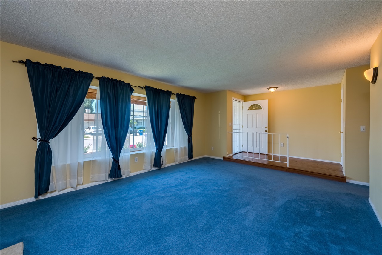 10028 Maple Tree Road Santee, CA 92071 - Photo 5 of 25