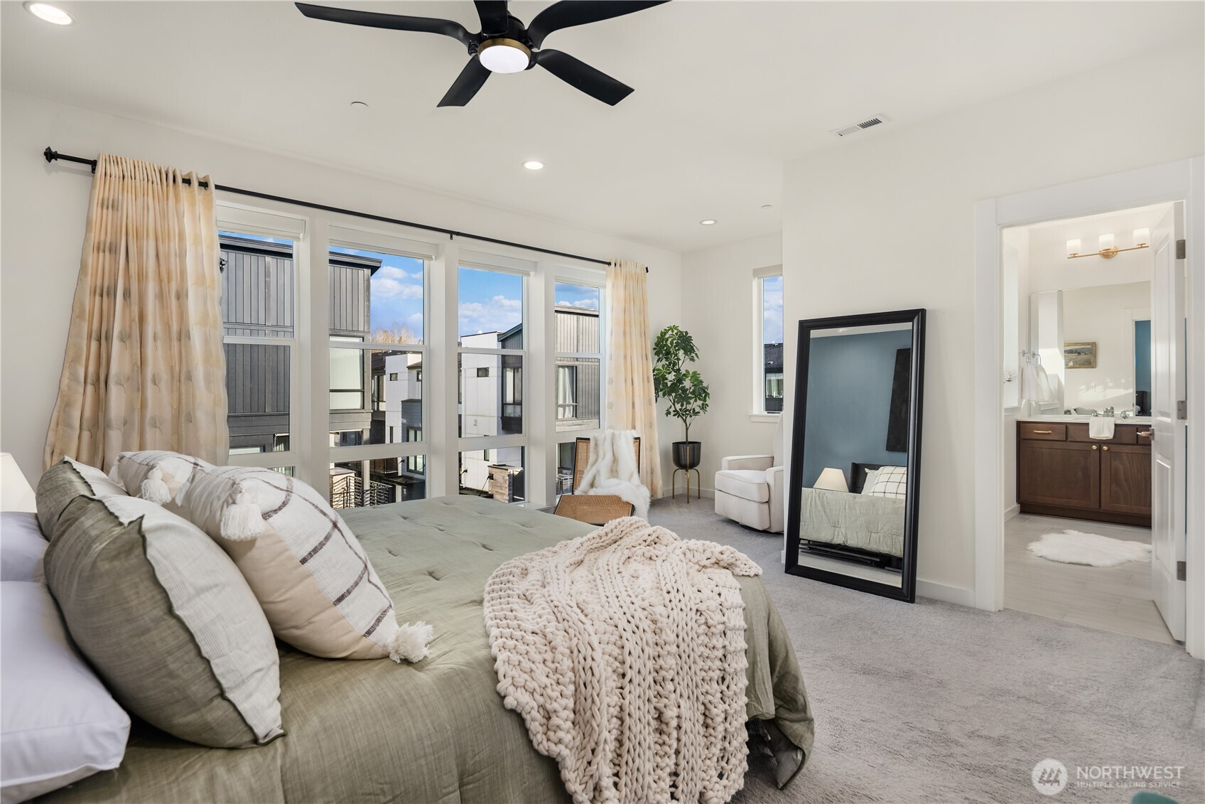 21708 24th Avenue Southeast, Unit A Bothell, WA 98021 - Photo 22 of 36