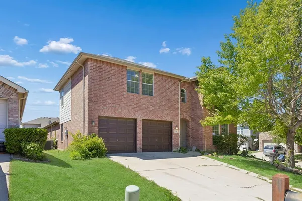 $385,000 | 13887 Valley Ranch Road, Fort Worth, TX 76262