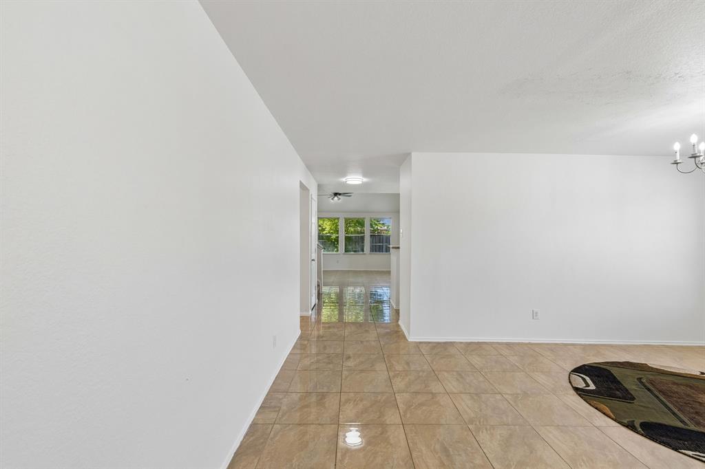 13887 Valley Ranch Road Fort Worth, TX 76262 - Photo 12 of 38