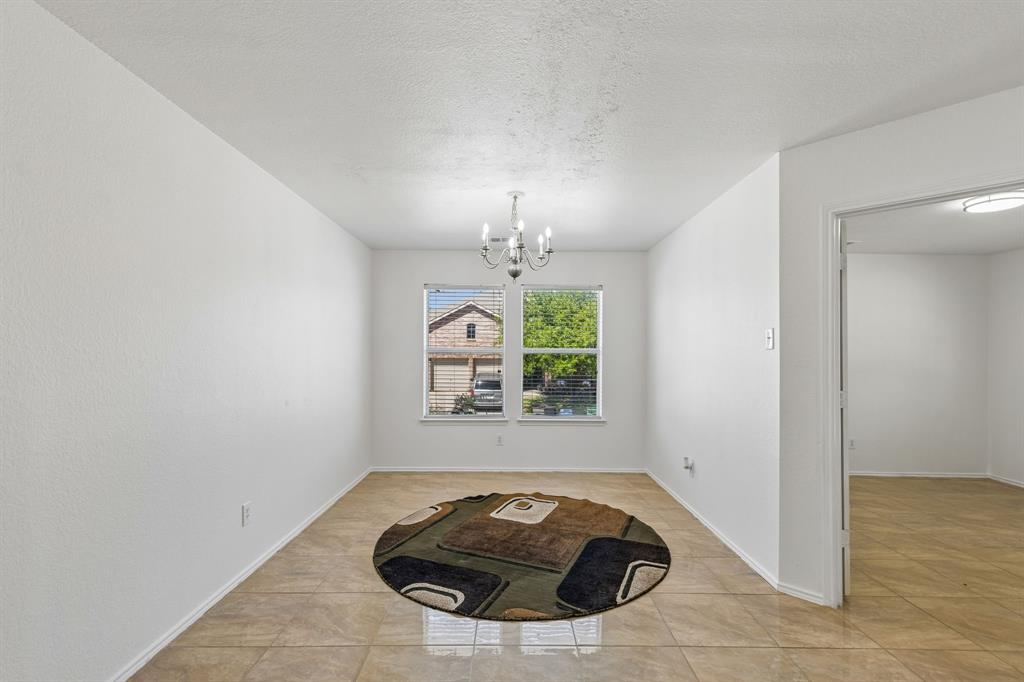 13887 Valley Ranch Road Fort Worth, TX 76262 - Photo 15 of 38