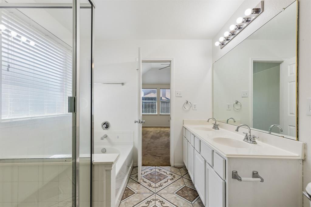 13887 Valley Ranch Road Fort Worth, TX 76262 - Photo 23 of 38