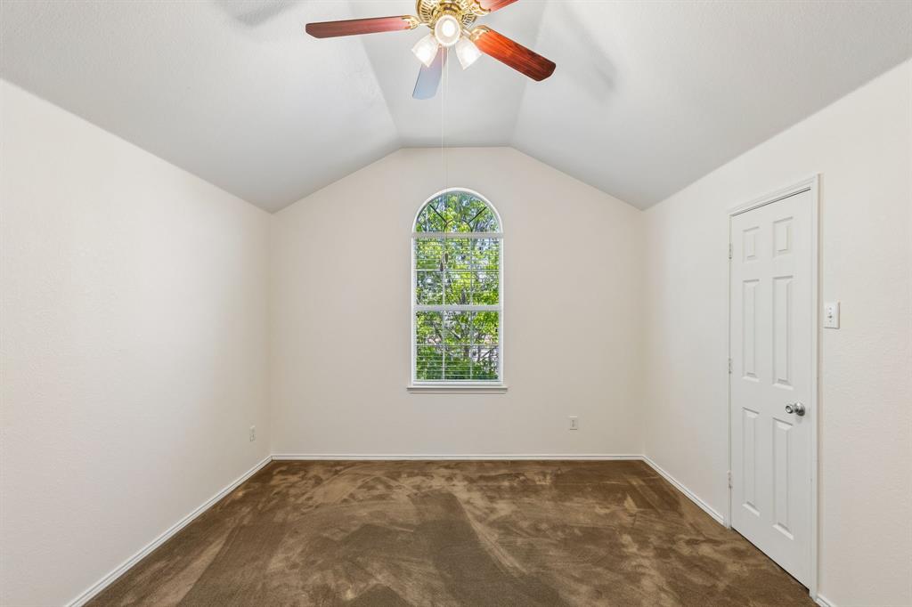 13887 Valley Ranch Road Fort Worth, TX 76262 - Photo 31 of 38