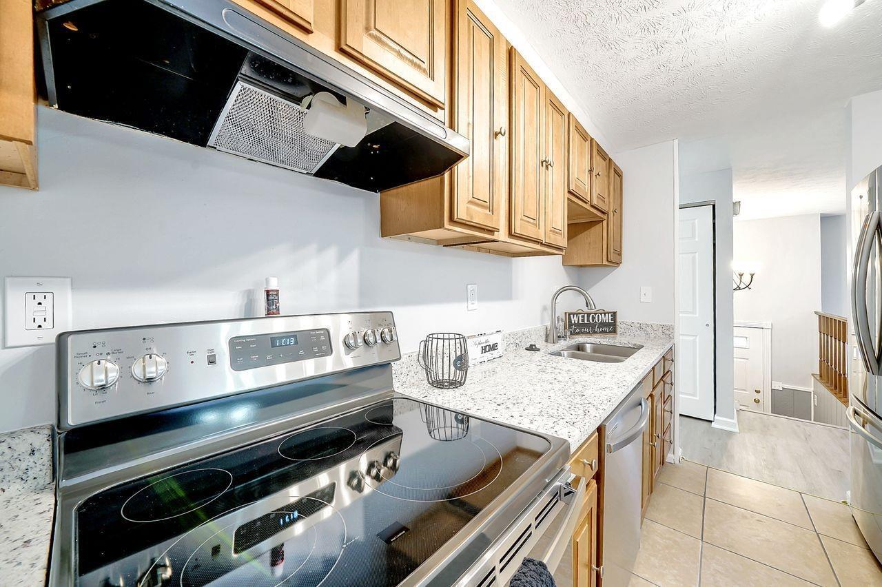 3294 Struble Road Cincinnati, OH 45251 - Photo 8 of 33 Gallery Image 8