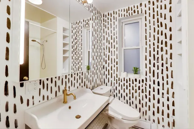 $4,000 | 1402 North La Salle Drive, Unit 1N, Chicago, IL 60610